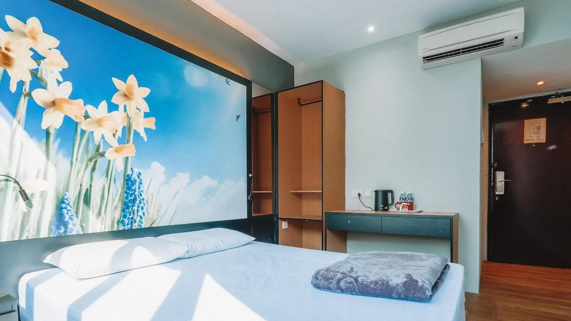 Hi Hotel Dot Singapore 3*,