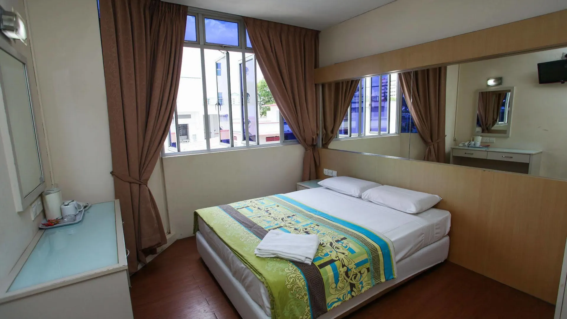 Hi Hotel Dot Singapore 3*,